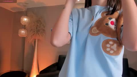 Snapshot of kaiaferreira chatting on 11-17-25, 12:11 Kaia Ferreira online show from 11-17-25, 12:11