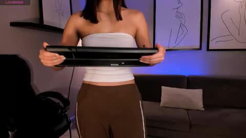 Snapshot of kaiaferreira chatting on 11-30-25, 11:47 Kaia Ferreira online show from 11-30-25, 11:47