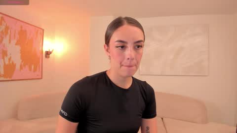 Kaia Ferreira online show from 02-17-26, 06:25