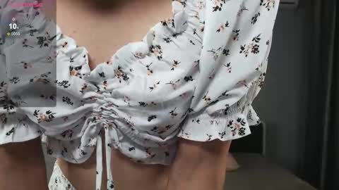 Snapshot of kaichicken chatting on 02-18-26, 07:43 Kai Chi TG channel ID name KaiChicken online show from 02-18-26, 07:43