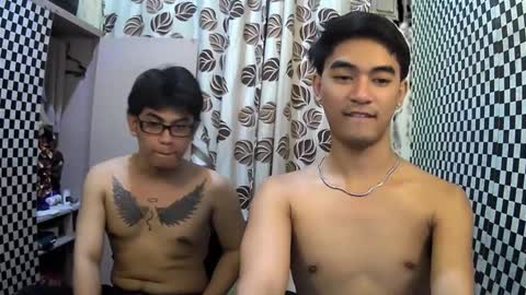 Snapshot of kaiknox chatting on 01-04-25, 11:43 Kai online show from 01-04-25, 11:43