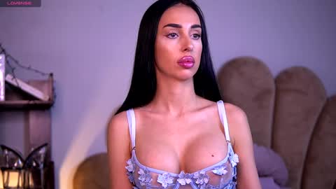 Kaira online show from 02-01-25, 07:13