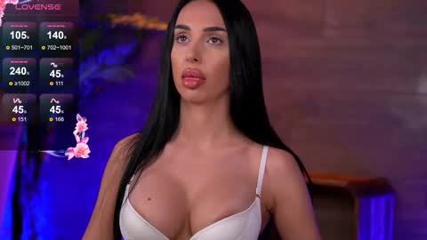 Kaira online show from 10-26-25, 07:09