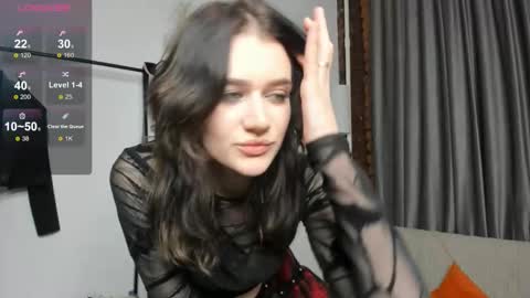 Snapshot of kairlune chatting on 11-01-25, 09:17 Eshley online show from 11-01-25, 09:17