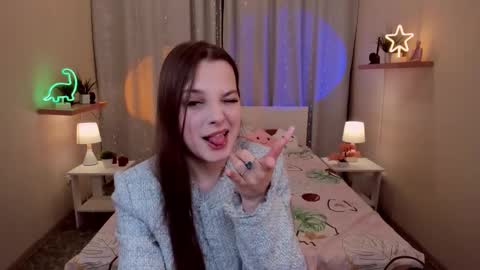 Kaisa online show from 11-22-25, 07:46