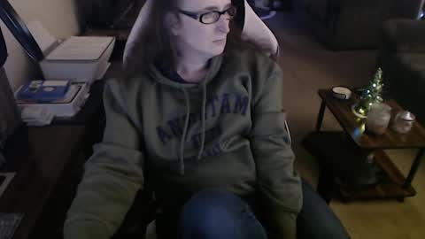 Snapshot of kait331 chatting on 12-02-24, 01:14 Camprincess331 online show from 12-02-24, 01:14