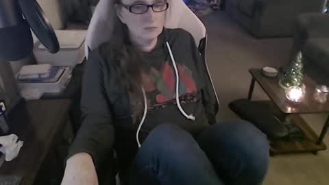 Snapshot of kait331 chatting on 12-13-24, 01:37 Camprincess331 online show from 12-13-24, 01:37