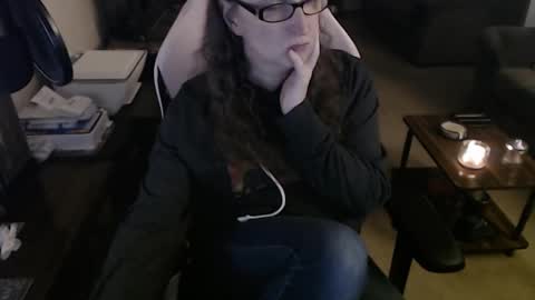 Snapshot of kait331 chatting on 01-11-25, 01:06 Camprincess331 online show from 01-11-25, 01:06