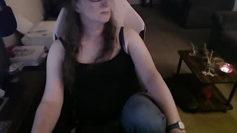 Snapshot of kait331 chatting on 06-06-26, 01:11 Camprincess331 online show from 06-06-26, 01:11