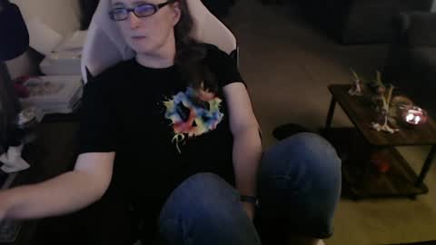 Snapshot of kait331 chatting on 06-08-26, 01:28 Camprincess331 online show from 06-08-26, 01:28