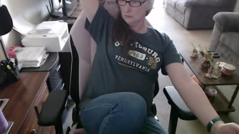 Snapshot of kait331 chatting on 06-20-26, 06:33 Camprincess331 online show from 06-20-26, 06:33