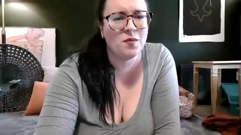 Snapshot of kaitrosss chatting on 05-14-26, 09:32 kaitrosss online show from 05-14-26, 09:32