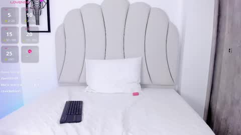 Kaity Lane online show from 02-14-25, 12:51