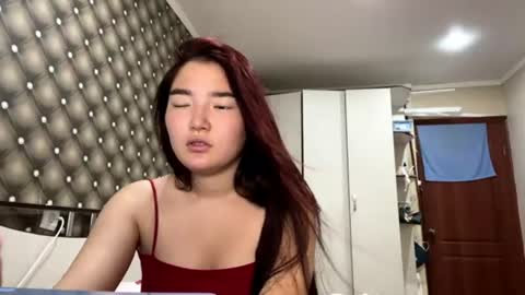 Snapshot of kalalinet chatting on 06-28-26, 04:57 Sakura online show from 06-28-26, 04:57