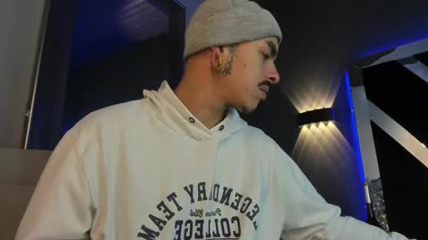 Kale online show from 11-17-25, 11:49