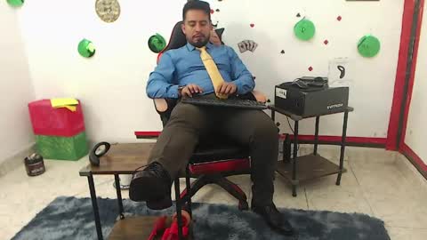 Snapshot of kalethbigdick88 chatting on 05-05-26, 06:27 Kaleth online show from 05-05-26, 06:27
