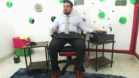 Snapshot of kalethbigdick88 chatting on 06-02-26, 01:35 Kaleth online show from 06-02-26, 01:35