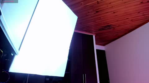 Kali Ka Please help me with your thumbs up its important   dont forget my birthday on October 26 online show from 04-08-26, 09:15