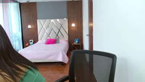 Snapshot of kali_rousse chatting on 05-11-26, 04:04 online show from 05-11-26, 04:04