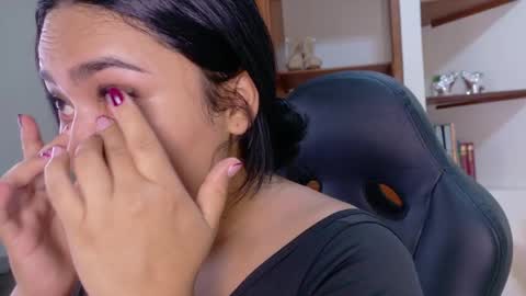 AndreaLactating online show from 06-02-26, 03:08