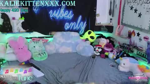 KalieKitten online show from 04-21-26, 01:42