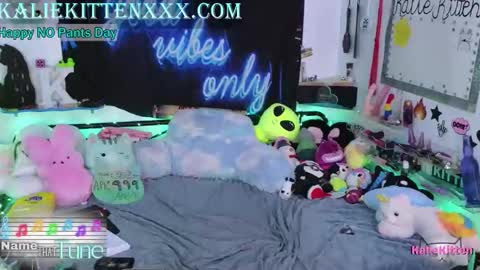 KalieKitten online show from 05-01-26, 08:57