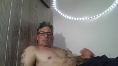 kalifornia91666 online show from 12-20-25, 03:57