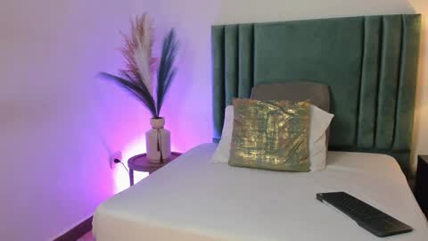 KaliMonroe online show from 01-24-25, 11:37