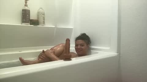 Snapshot of kalinature chatting on 01-15-26, 08:45 kalinature online show from 01-15-26, 08:45