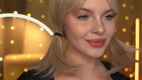 Snapshot of kalisa_pearl chatting on 12-12-24, 08:10 Please call me Kalisa online show from 12-12-24, 08:10