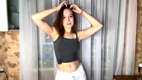 Kallie online show from 11-17-25, 03:18