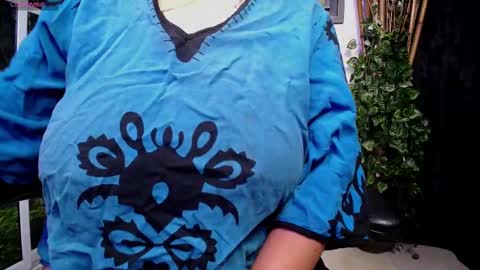 Snapshot of kalpananaisha_ chatting on 11-15-25, 10:12 Alisha online show from 11-15-25, 10:12