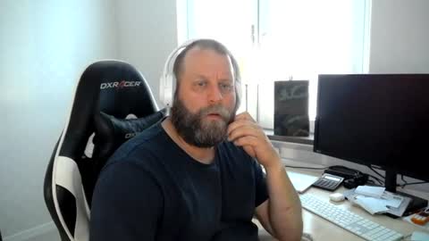 Snapshot of kalsonger chatting on 07-15-26, 05:51 Horny man online show from 07-15-26, 05:51