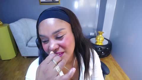 Kamala. Live 2100 - 600 online show from 02-06-26, 03:33