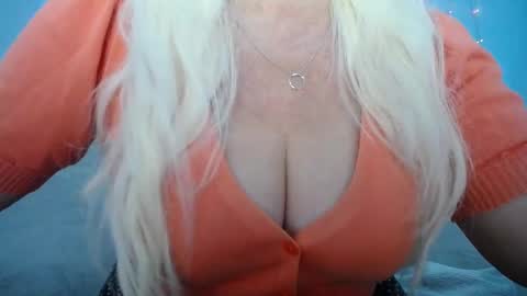 Snapshot of kamaliasim chatting on 01-19-25, 07:37 KamaliaSim online show from 01-19-25, 07:37
