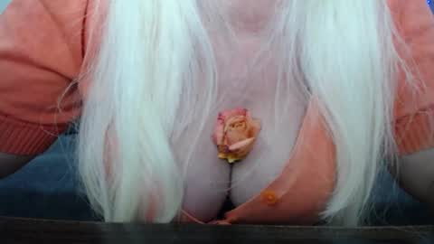 Snapshot of kamaliasim chatting on 02-16-25, 10:32 KamaliaSim online show from 02-16-25, 10:32