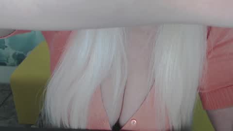Snapshot of kamaliasim chatting on 02-23-25, 01:57 KamaliaSim online show from 02-23-25, 01:57