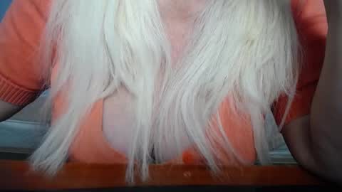 Snapshot of kamaliasim chatting on 03-09-25, 10:41 KamaliaSim online show from 03-09-25, 10:41