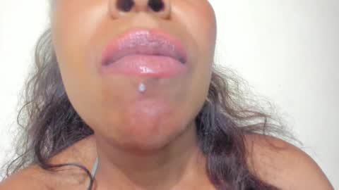  Kamaria Fyre  online show from 03-07-25, 09:40