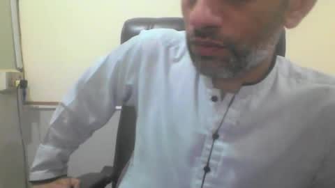 Snapshot of kami99099 chatting on 09-23-25, 05:32 kami99099 online show from 09-23-25, 05:32