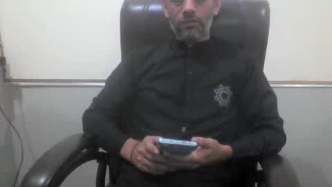 Snapshot of kami99099 chatting on 10-08-25, 04:10 kami99099 online show from 10-08-25, 04:10