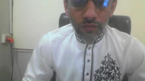 Snapshot of kami99099 chatting on 05-07-26, 05:02 kami99099 online show from 05-07-26, 05:02
