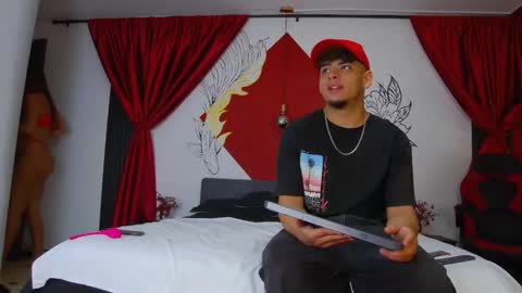 Snapshot of kamie_sebasdolce chatting on 12-16-25, 12:10 Kamie Sebas Dolce online show from 12-16-25, 12:10