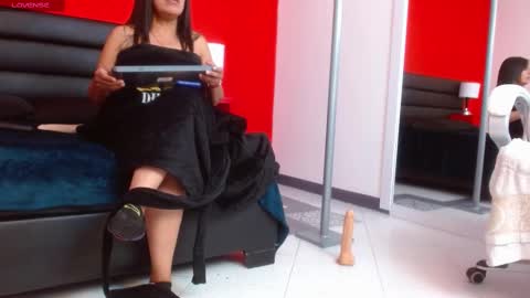 Snapshot of kamila_gh chatting on 03-10-25, 11:27 Kami online show from 03-10-25, 11:27