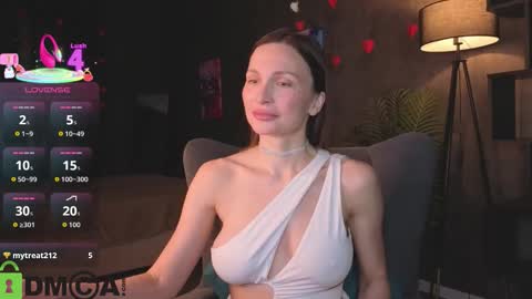 Kamila GMT2 Tue 10 AM - 4 PMWed 3-9 AM Thur 3-9 AM Fri 3-9 AM Sat 10 AM - 4 PM. online show from 03-21-26, 01:10