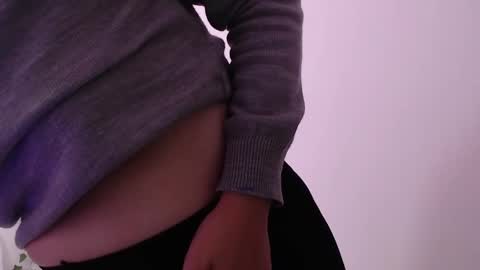 Snapshot of kamilew chatting on 09-11-25, 06:52 kamilew online show from 09-11-25, 06:52