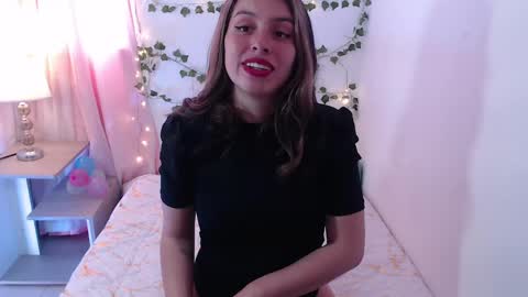 Snapshot of kamilew chatting on 09-18-25, 06:32 kamilew online show from 09-18-25, 06:32