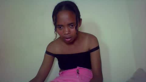 kamillah69 online show from 11-15-25, 06:59