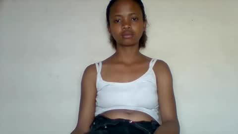 kamillah69 online show from 12-01-25, 04:56