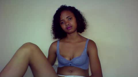 Snapshot of kamillah69 chatting on 01-16-26, 08:40 kamillah69 online show from 01-16-26, 08:40